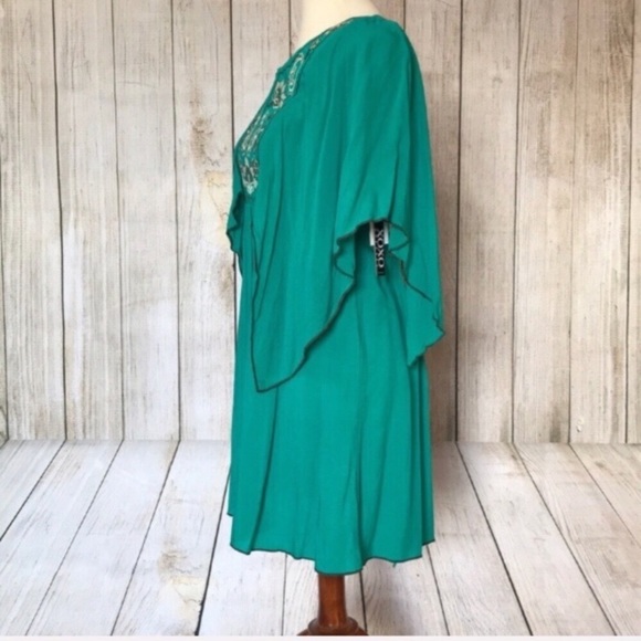 Kimono / Batwing style dress - Picture 3 of 6